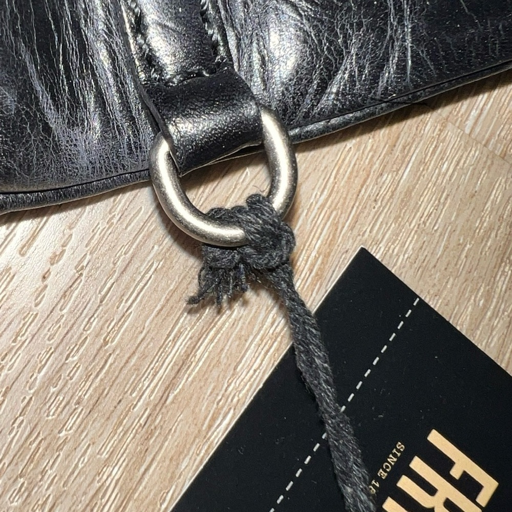 Frye Leather Melissa Stadium Crossbody & Wristlet, Black NWT - Picture 8 of 10